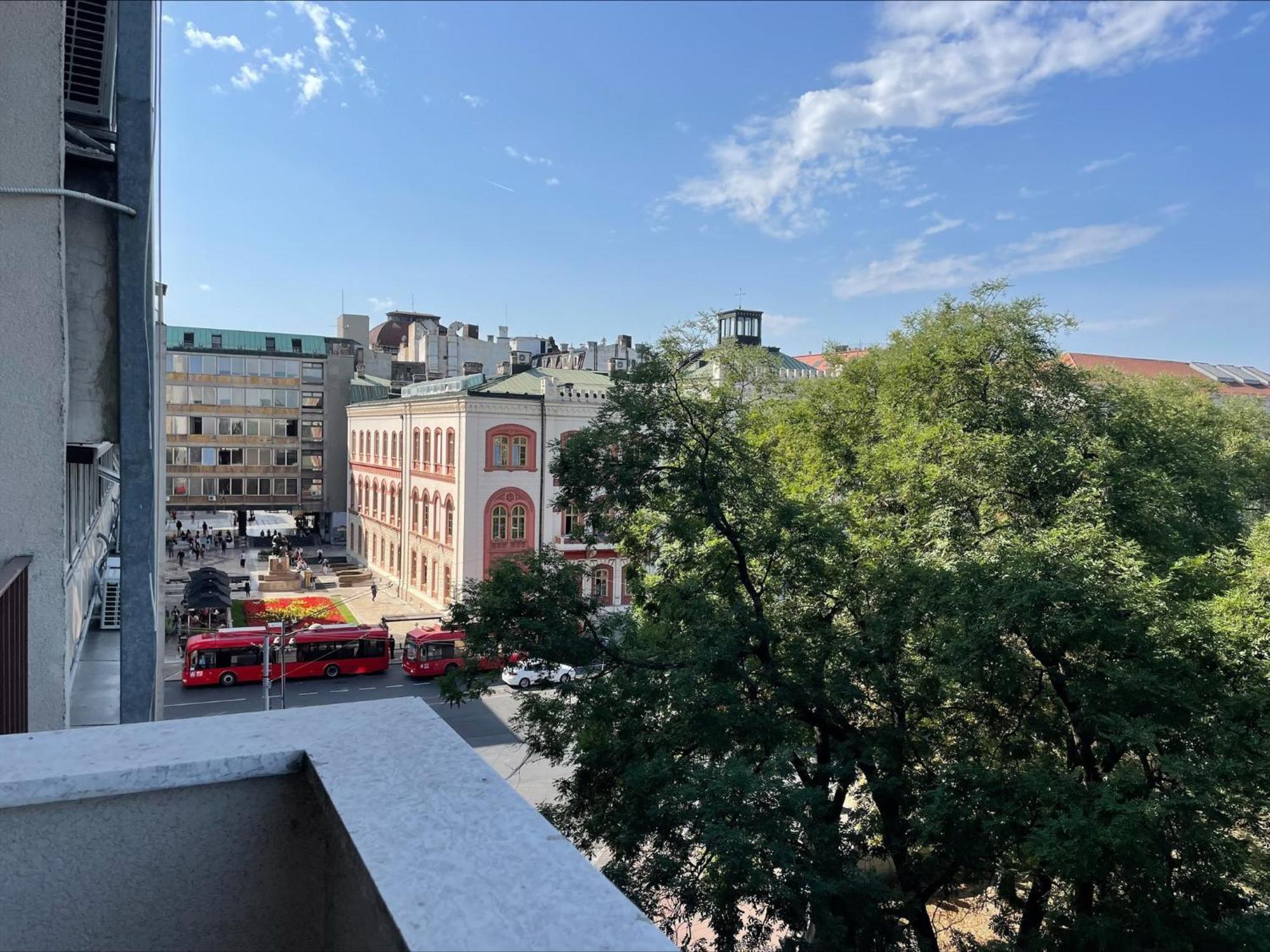 Two Bedroom Apartment Student Square Белград Екстериор снимка